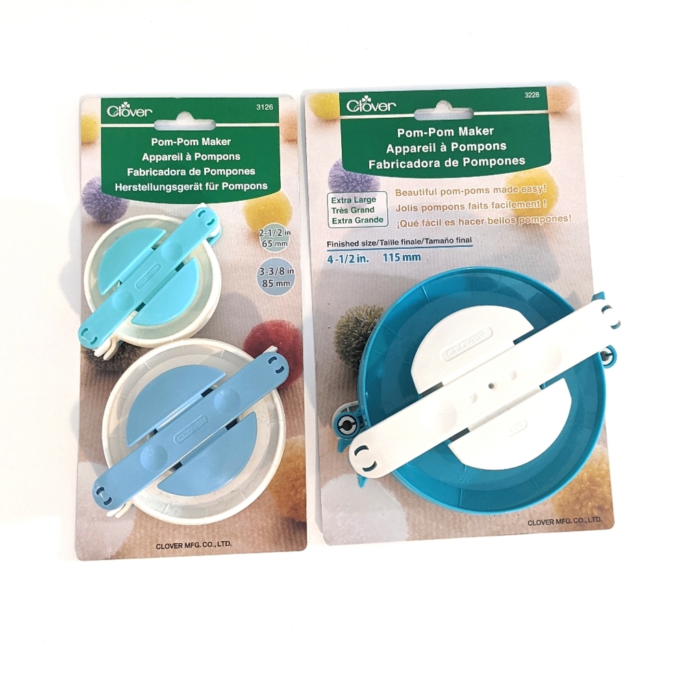 Clover Pom Pom Makers